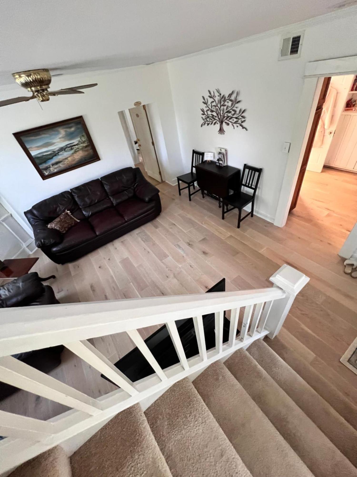 Across The Inn Entire Colonial House With Lovely Porch & Extremely Fast Wi-Fi Washington Eksteriør bilde
